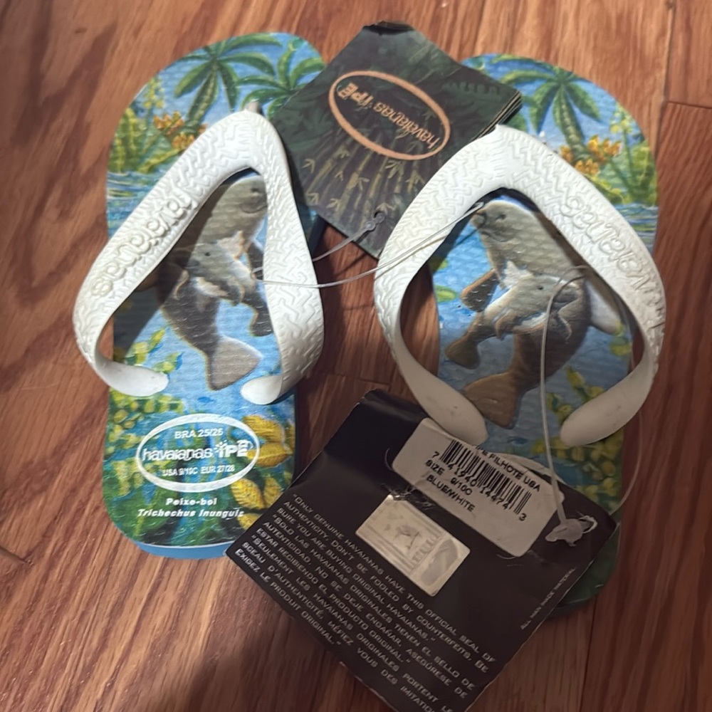 Children’s Havaianas new with tags size 9/10C blue green sea animals